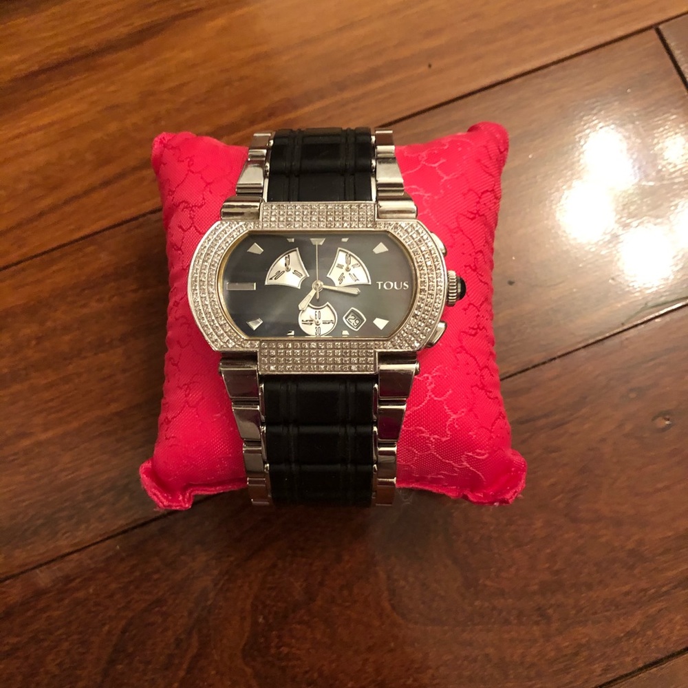 Tous Watch